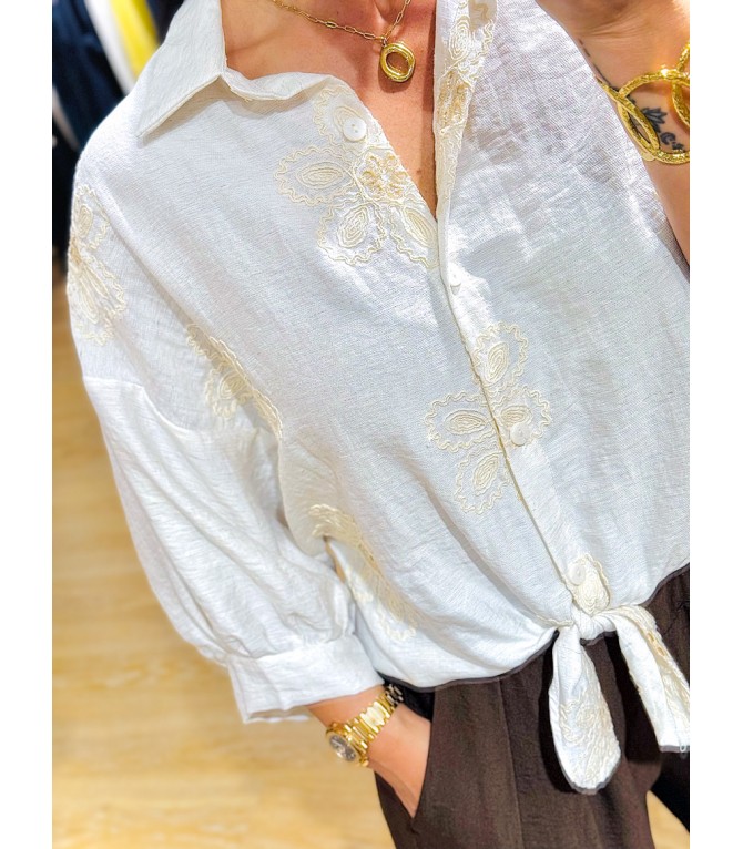 Camisa bordada